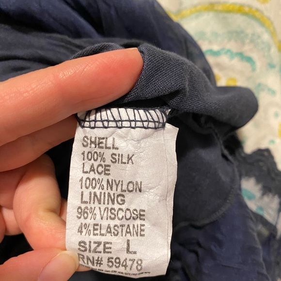 Italian silk blouse- size large - Picture 2 of 7